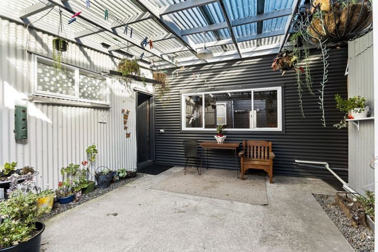 Photo of property in 129 Bridge Street, Eltham, 4322