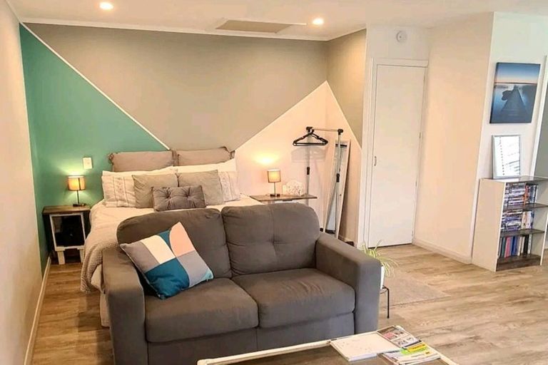 Photo of property in 11 Kirk Street, Otaki, 5512