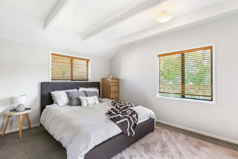 Photo of property in 3/44 Roberts Road, Glenfield, Auckland, 0629