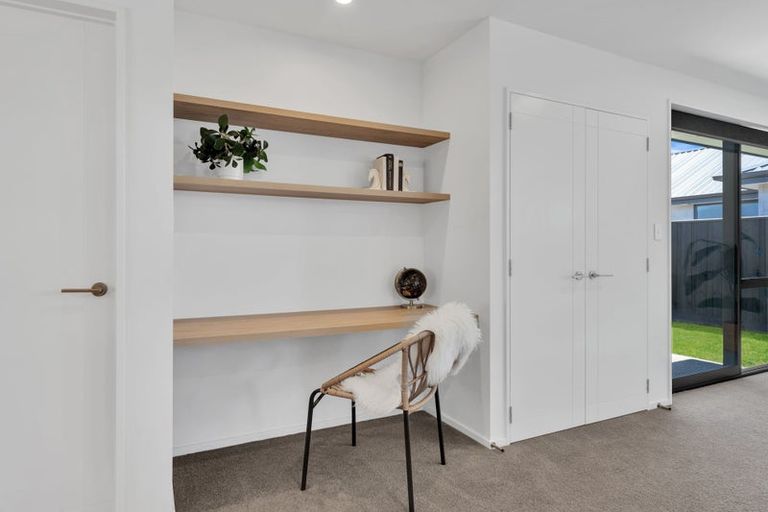 Photo of property in 30 Marcoola Drive, Rolleston, 7614