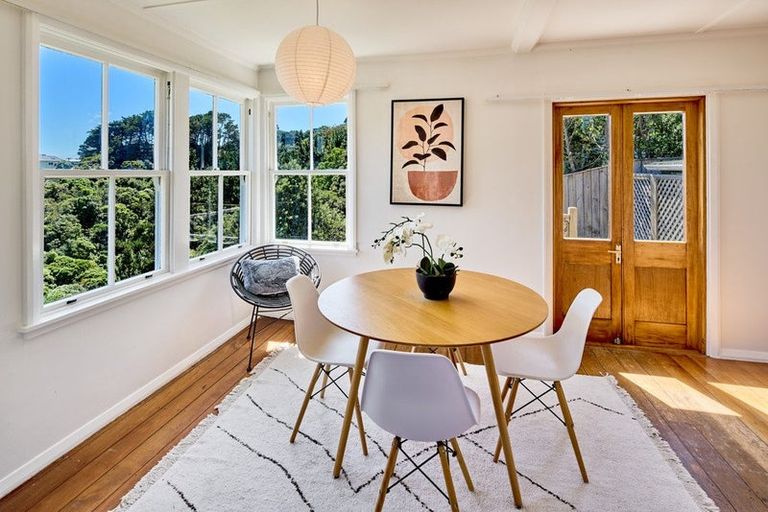 Photo of property in 106 Sidlaw Street, Strathmore Park, Wellington, 6022