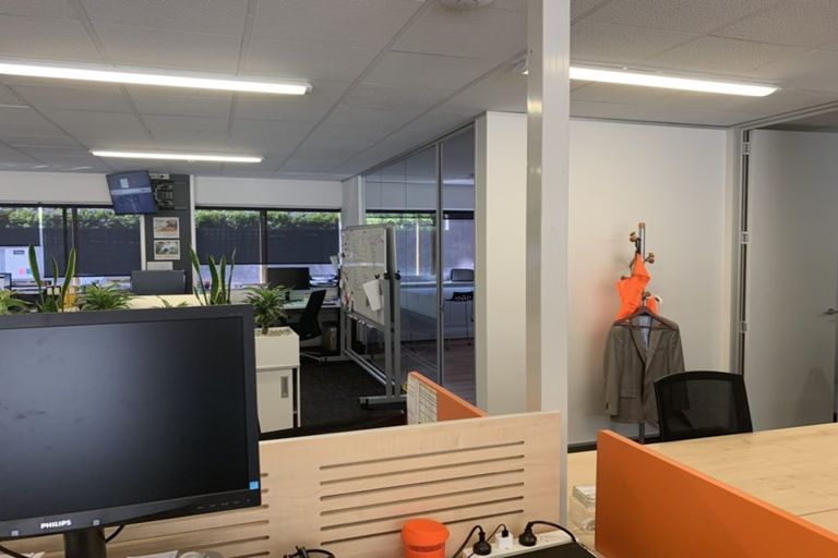 Photo of property in 5 Short Street, Manurewa East, Auckland, 2102