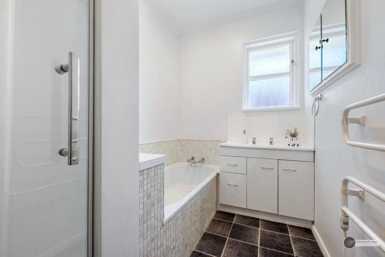 Photo of property in 33 Witako Street, Epuni, Lower Hutt, 5011