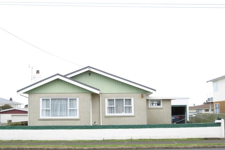 Photo of property in 15 Princes Street, Fitzroy, New Plymouth, 4312