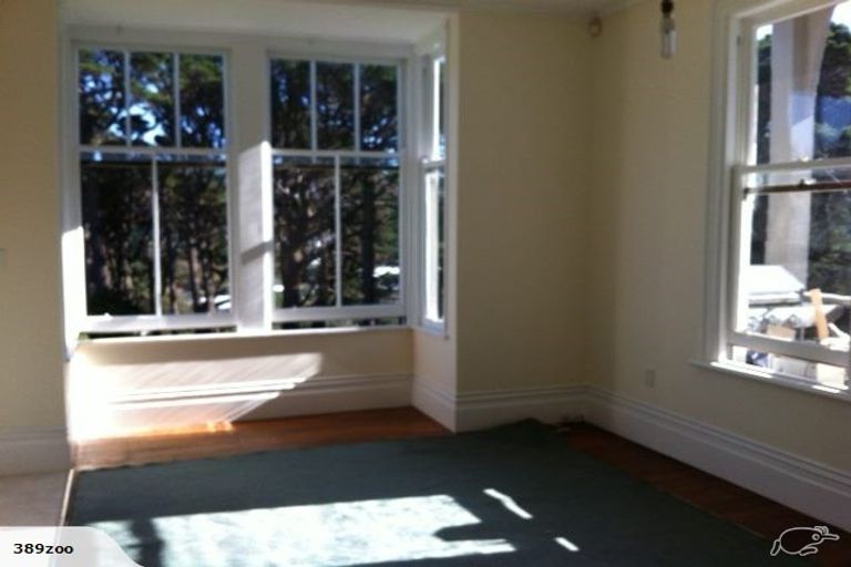 Photo of property in 2 Caprera Street, Melrose, Wellington, 6023