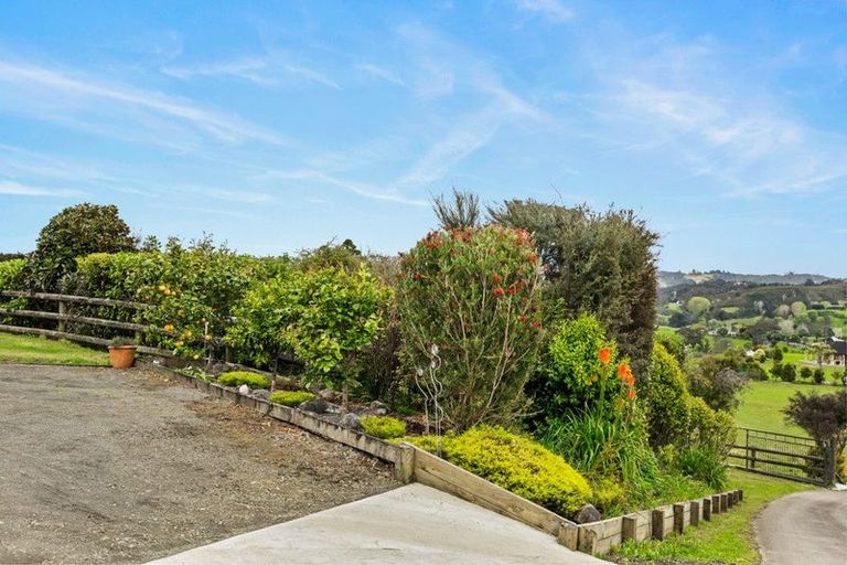 Photo of property in 258 Stoney Creek Road, Kaukapakapa, 0873
