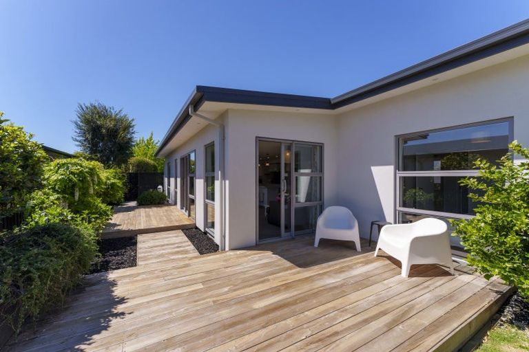 Photo of property in 35 Taiore Crescent, Marshland, Christchurch, 8083