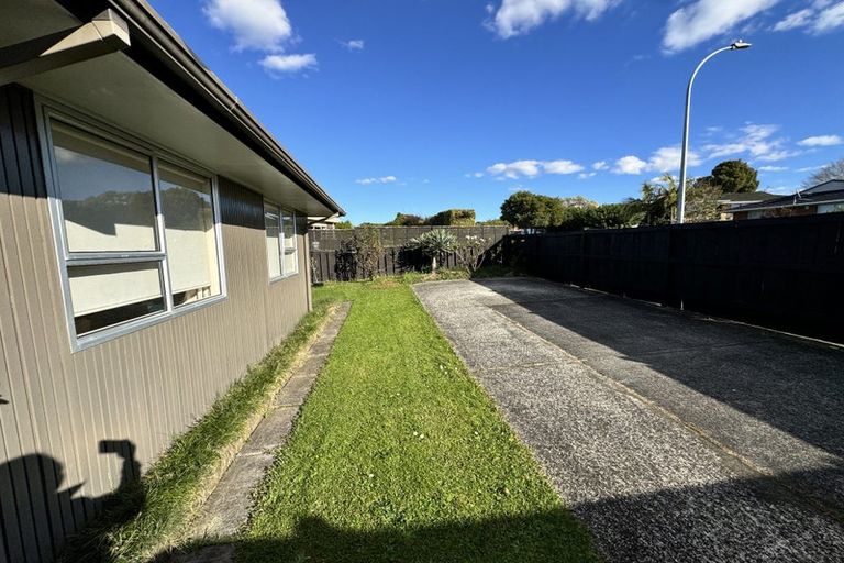 Photo of property in 18 Luton Avenue, Sunnyhills, Auckland, 2010