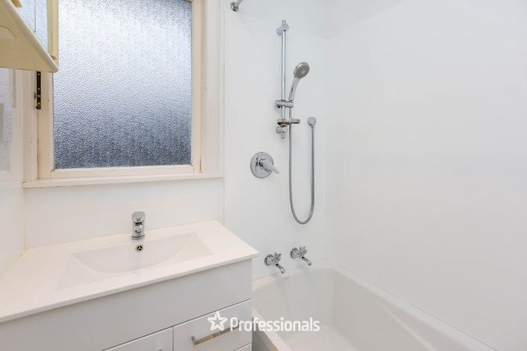 Photo of property in 27 Hikurangi Street, Trentham, Upper Hutt, 5018