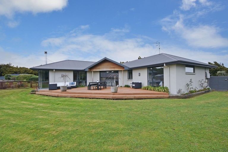 Photo of property in 36 Robert Street, Otatara, Invercargill, 9879