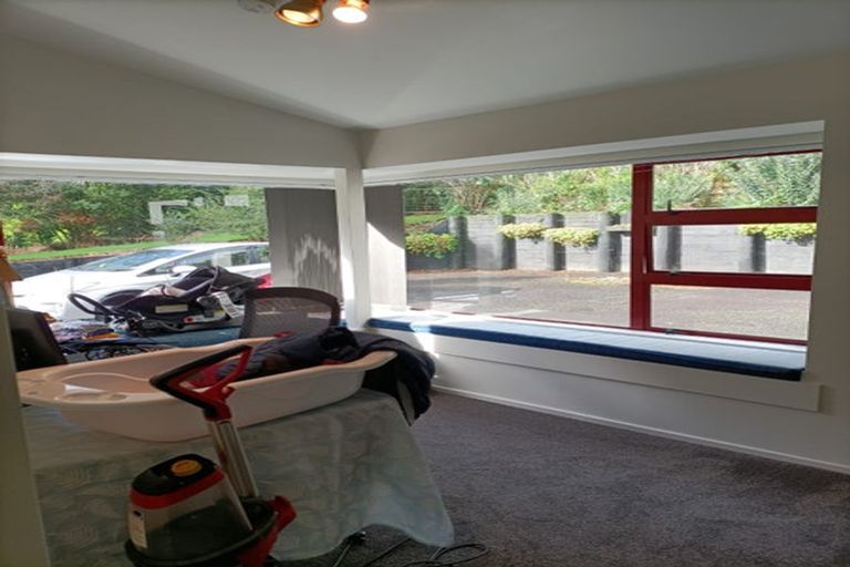 Photo of property in 13 Terry Smyth Drive, Kumeu, 0892