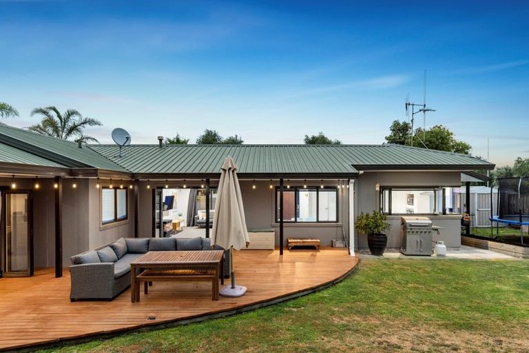 Photo of property in 52 Athena Grove, Papamoa Beach, Papamoa, 3118