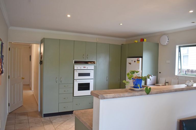 Photo of property in 225 Belvedere Road, Carterton, 5713