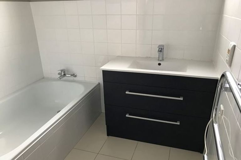 Photo of property in 3/100 Papanui Road, Merivale, Christchurch, 8014