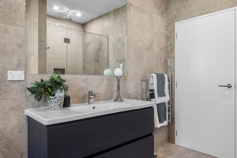 Photo of property in 6 Kapuka Lane, Kennedys Bush, Christchurch, 8025