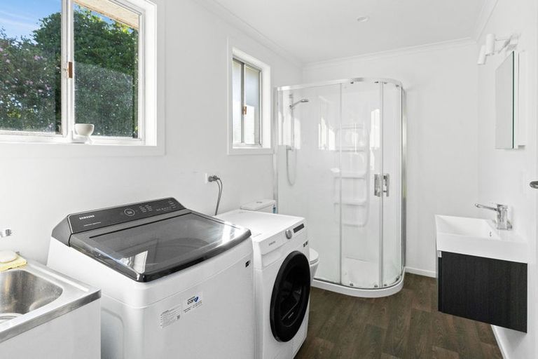 Photo of property in 41 Kawiu Road, Levin, 5510