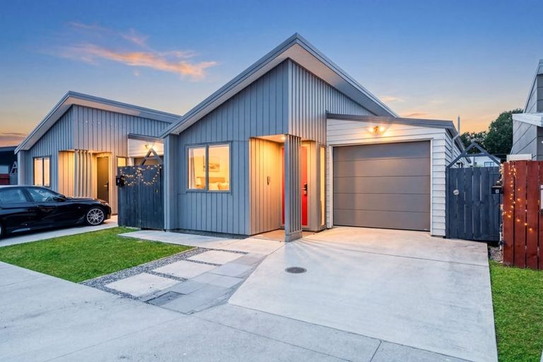 Photo of property in 14 Clayden Shuttleworth Street, Papakura, 2110