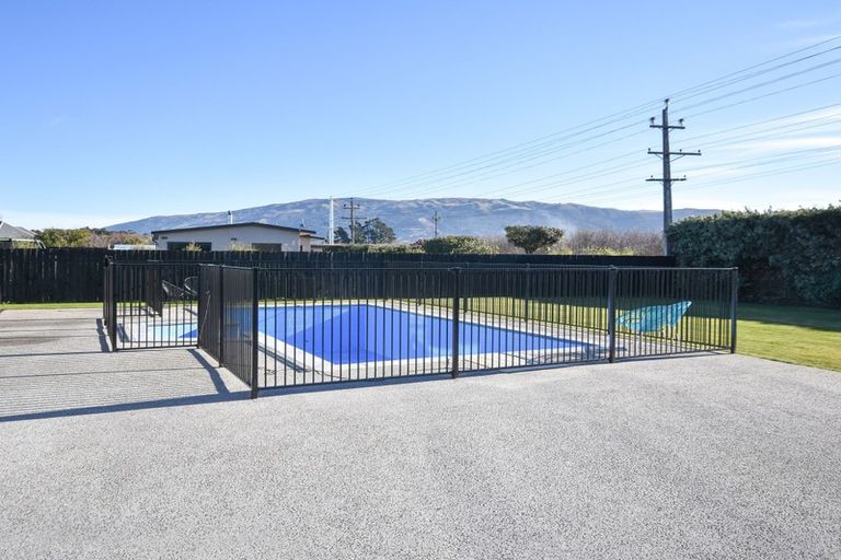 Photo of property in 35 Huntly Road, Outram, 9073