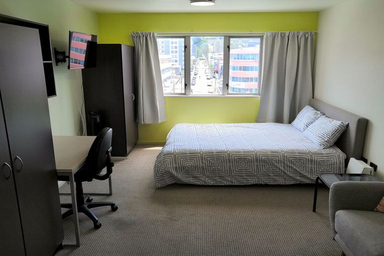 Photo of property in Martin Square Apartments, 511/20 Martin Square, Te Aro, Wellington, 6011