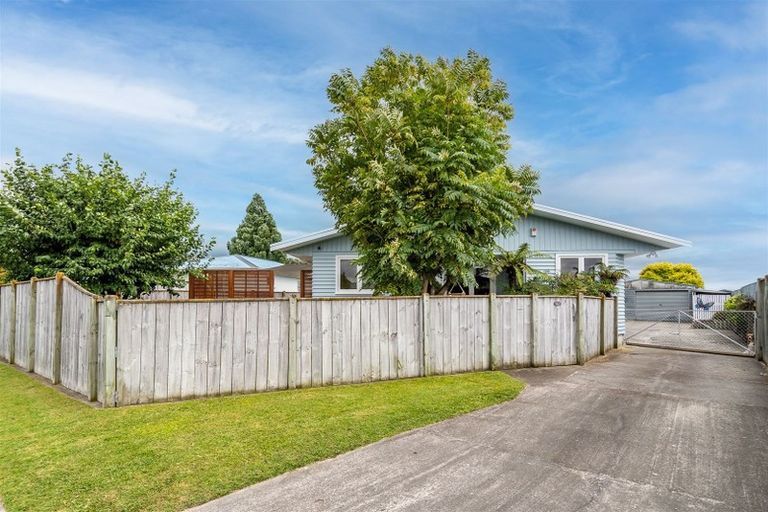 Photo of property in 30 James Foley Avenue, Pirimai, Napier, 4112