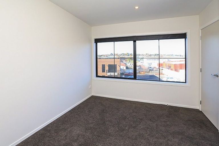 Photo of property in 104/1 Village Quarter Lane, Frankton, Hamilton, 3204