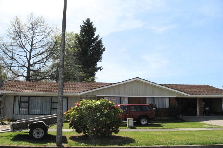 Photo of property in 5 Gwendoline Street, Glenholme, Rotorua, 3010