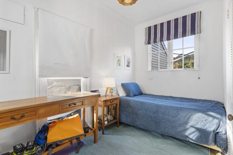 Photo of property in 73 Norwood Road, Bayswater, Auckland, 0622