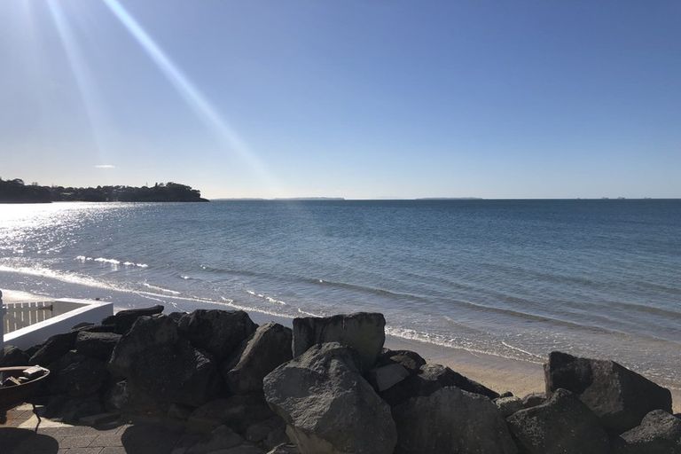 Photo of property in 57 Milford Road, Milford, Auckland, 0620