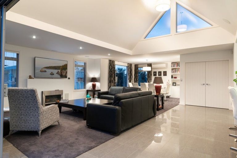 Photo of property in 116 Karewa Parade, Papamoa Beach, Papamoa, 3118