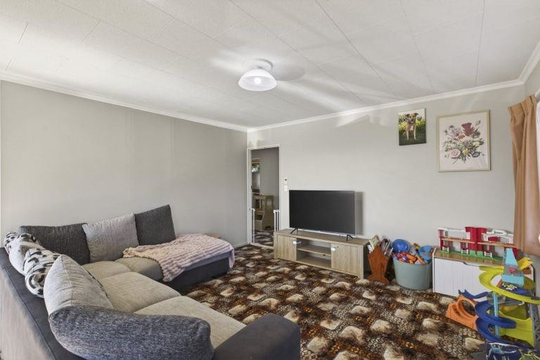 Photo of property in 18 Jade Place, Bell Block, New Plymouth, 4312