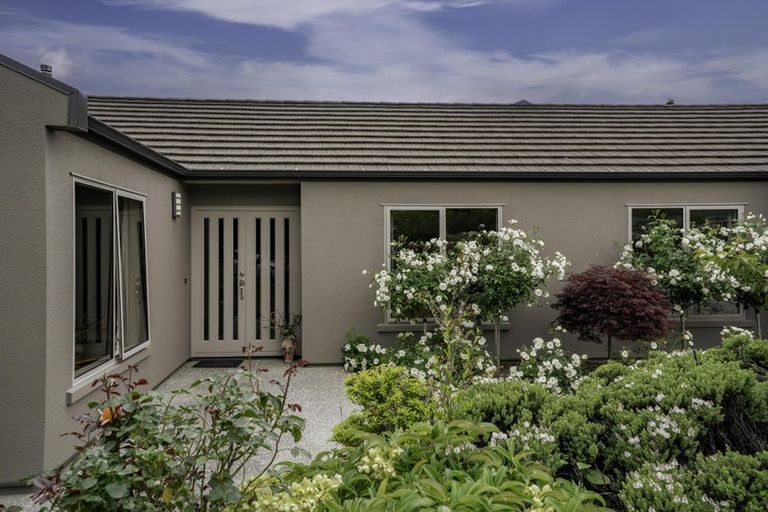 Photo of property in 21 Pisa Moorings Road, Mount Pisa, Cromwell, 9383