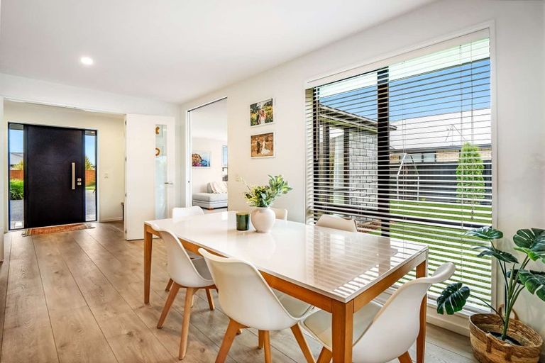 Photo of property in 10 Lewis Crescent, Rolleston, 7614