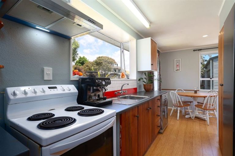 Photo of property in 9 Hodgson Street, Wakefield, 7025