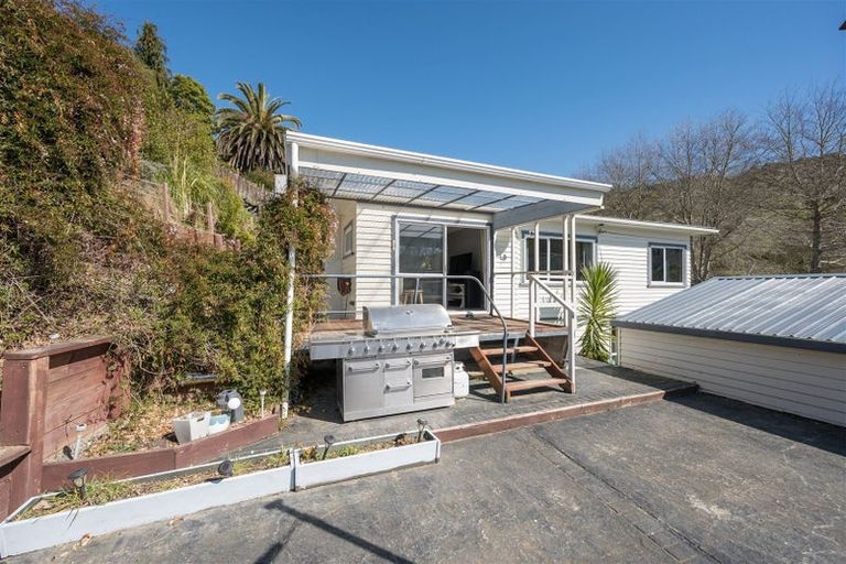 Photo of property in 129 Emano Street, Toi Toi, Nelson, 7010