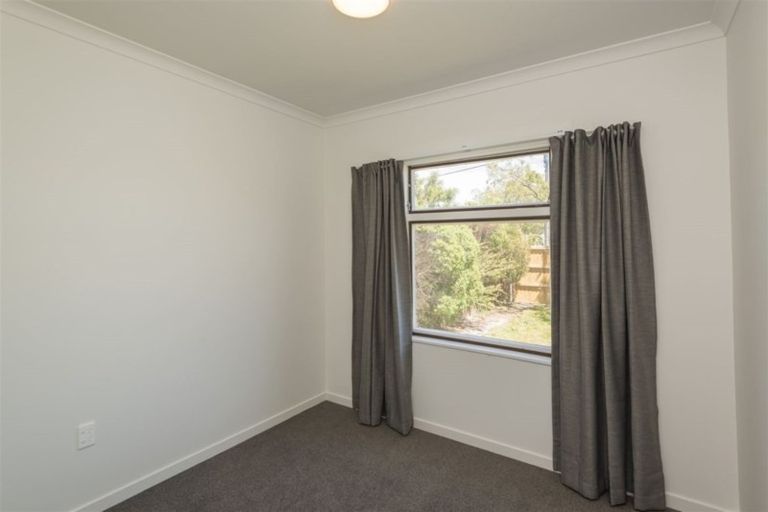 Photo of property in 140 Hills Road, Edgeware, Christchurch, 8013