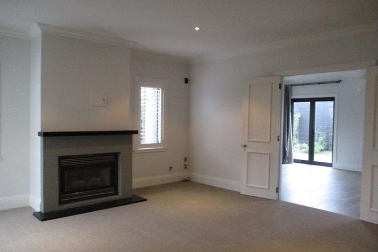 Photo of property in 5 Merivale Lane, Merivale, Christchurch, 8014