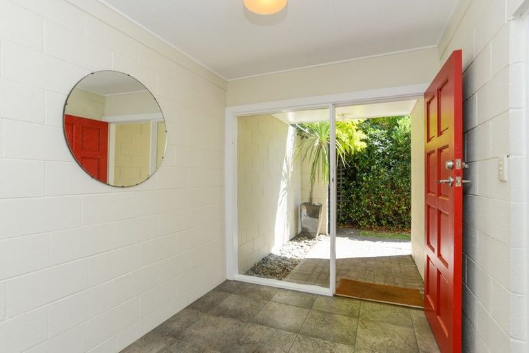 Photo of property in 36 Durham Drive, Havelock North, 4130