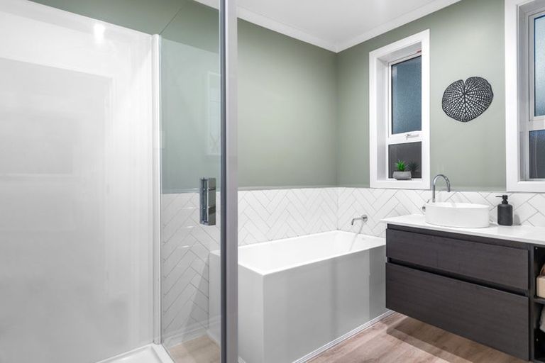 Photo of property in 71 North Parade, Richmond, Christchurch, 8013