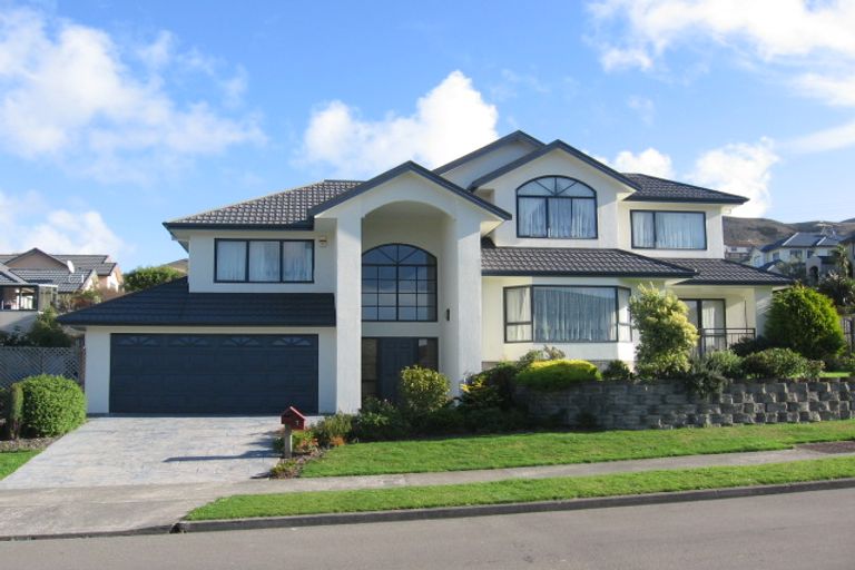 Photo of property in 7 Amesbury Drive, Churton Park, Wellington, 6037