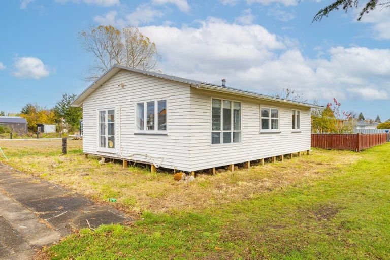 Photo of property in 10 Ward Street, Raetihi, 4632