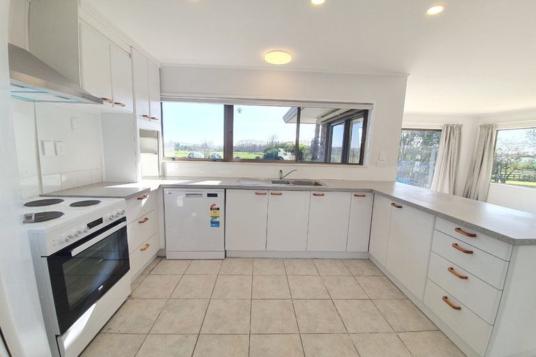 Photo of property in 143 Hamlin Road, Ardmore, Papakura, 2582