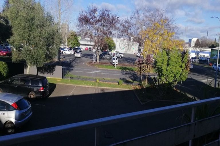 Photo of property in 3g Willoughby Street, Whitiora, Hamilton, 3200