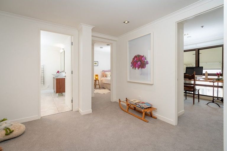 Photo of property in Augusta Apartments, 16/254 Willis Street, Te Aro, Wellington, 6011