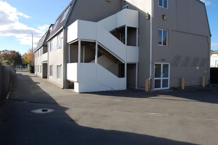 Photo of property in 23 Creyke Road, Ilam, Christchurch, 8041