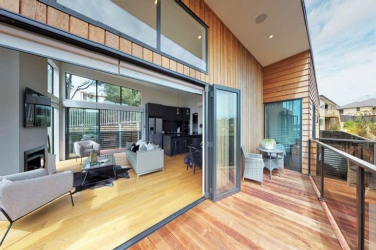 Photo of property in 21 Ariel Place, Snells Beach, 0920