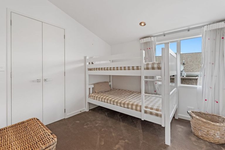 Photo of property in 47 North West Anchorage, Omaha, 0986