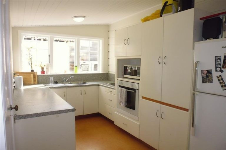 Photo of property in 47 Queen Street, Petone, Lower Hutt, 5012