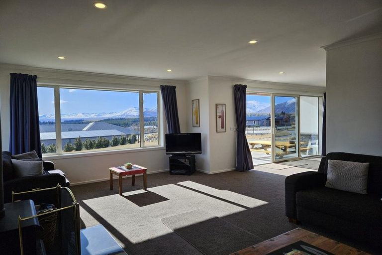 Photo of property in 4 Manning Place, Lake Tekapo, 7999