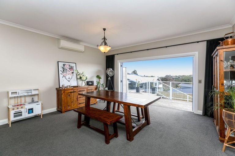 Photo of property in 20 Dorset Avenue, Westown, New Plymouth, 4310