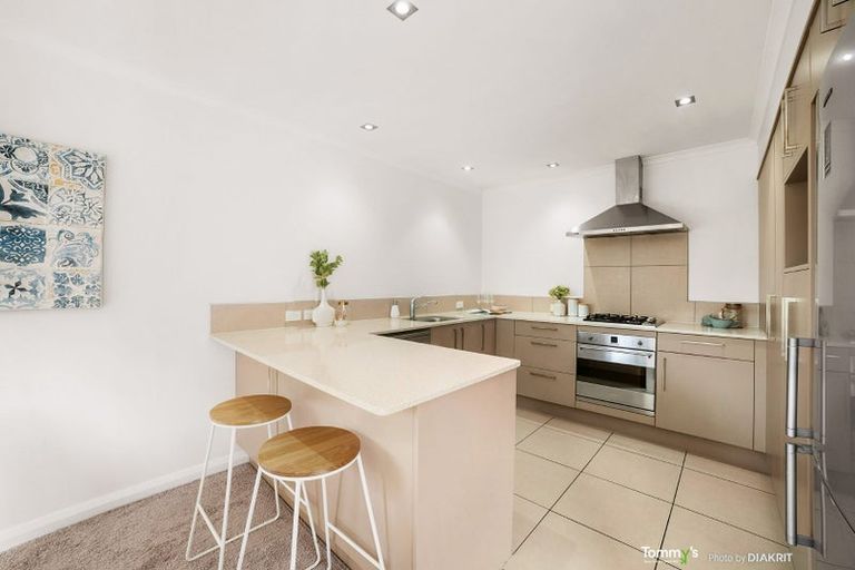 Photo of property in 1b Paisley Terrace, Karori, Wellington, 6012